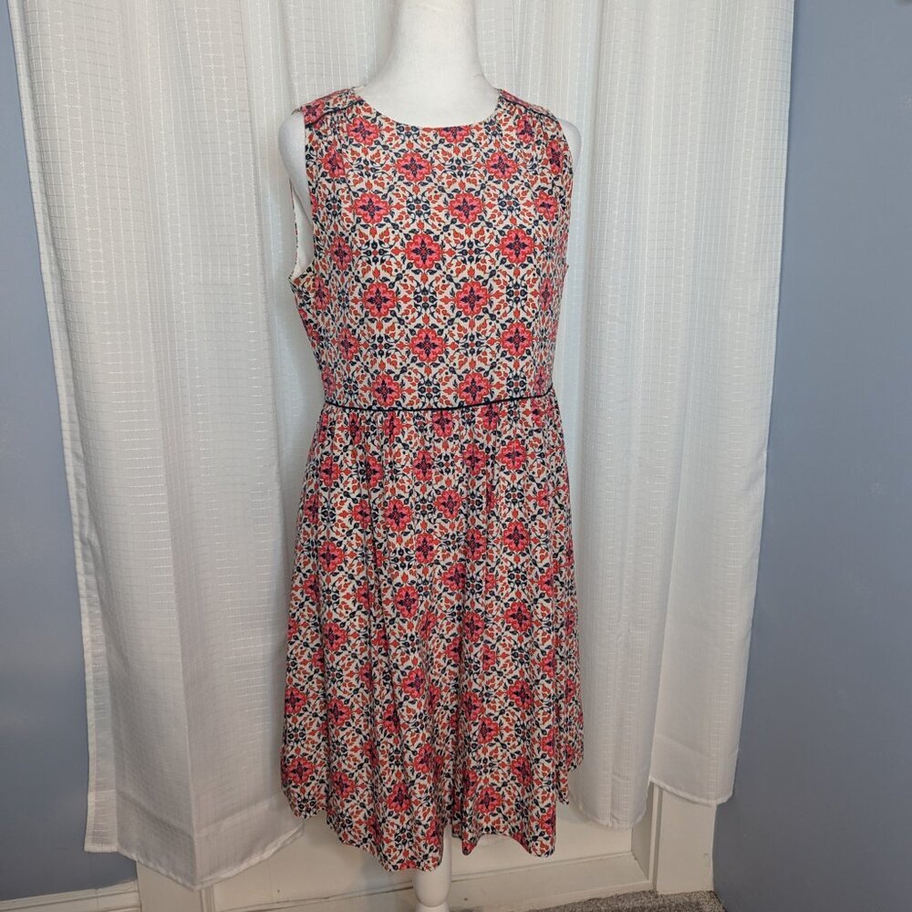 💚 BOGO!!! Add To Bundle. Floral Sleeveless A-Line Dress in Red and Cream